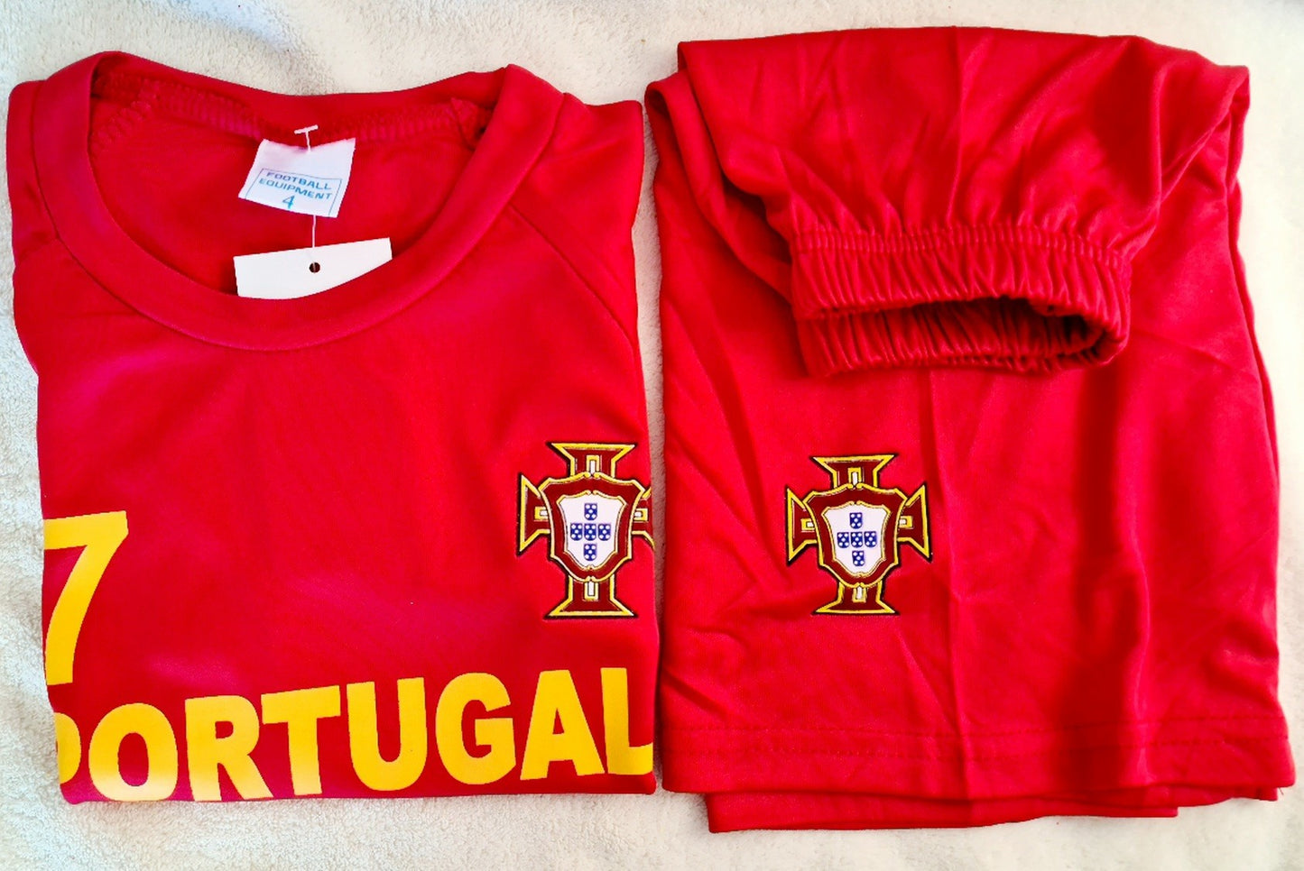 MAILLOT ET SHORT ENFANT PORTUGAL (CAMSEPO)